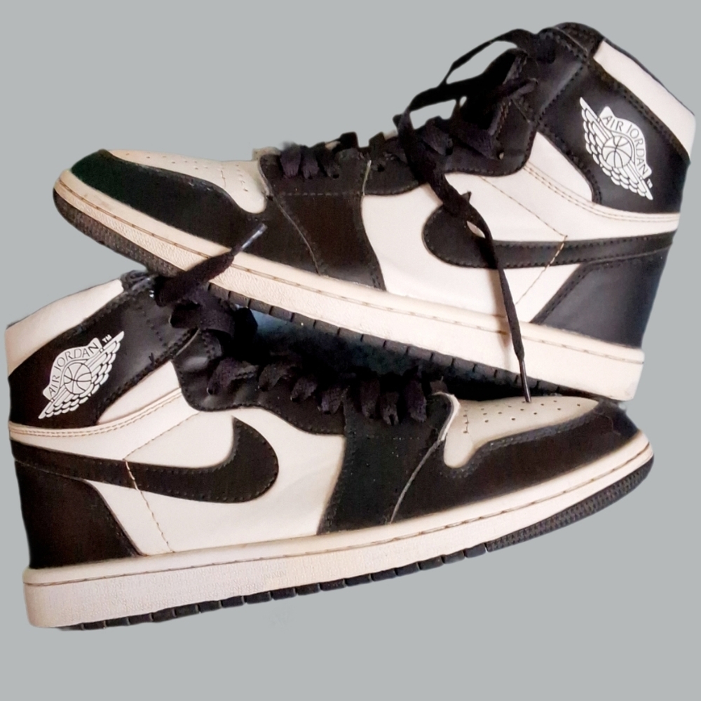 Air Jordan 1 Retro High '85 OG Black White Panda Size 8.5 Men